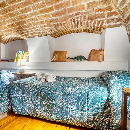 Guesthost - La Belle Epoque - Stylish Flat In Center Perúgia