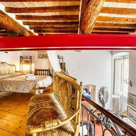 Guesthost - La Belle Epoque - Stylish Flat In Center アパート ペルージャ