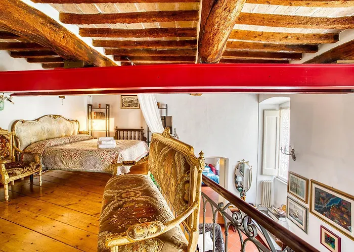 Guesthost - La Belle Epoque - Stylish Flat In Center Апартаменты Перуджа