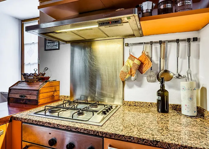 Апартаменты Guesthost - La Belle Epoque - Stylish Flat In Center Перуджа